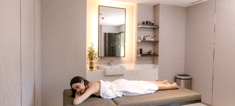 Spa & Steam Room